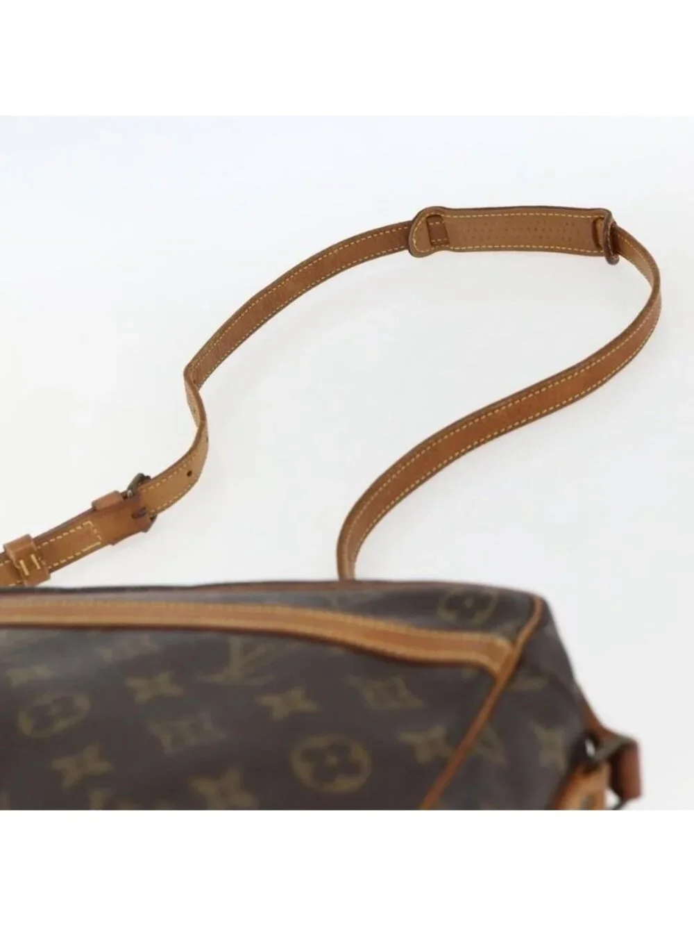 Authentic LOUIS VUITTON Monogram Trocadero 30 Shoulder Bag M51272 LV - Picture 15 of 16